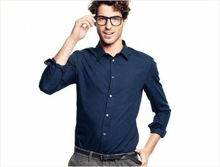 Más fotos de Antonio Navas en la campaña Otoño-Invierno 2011/2012 de H&M