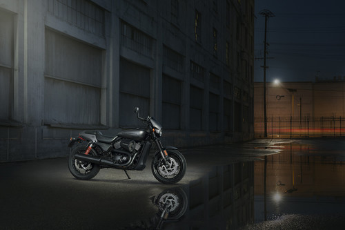 Donald Trump vuelve a la carga y califica de "genial" un boicot contra Harley-Davidson