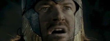 Si has visto El Señor de los Anillos en español es imposible que te hayas dado cuenta, pero un actor hizo dos papeles en la primera peli