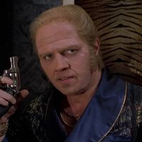"Quería que todo el mundo le llamara Marty": el actor de Biff Tannen recuerda lo tirano que llegó a ser el Marty McFly original
