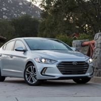 Hyundai Elantra 2017: Precios, versiones y equipamiento en México