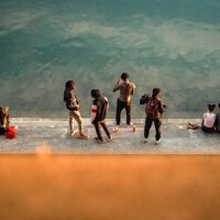 Psicólogo afirma que jovens da Geração Z sentem nostalgia de um tempo que não viveram 