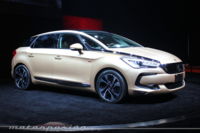 El DS 5 llega a España renovado, por 29.850 euros