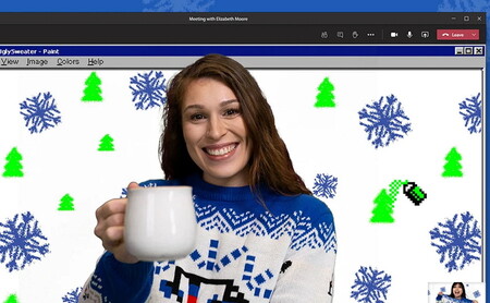Microsoft lanza fondos gratuitos para Skype y MS Teams en homenaje a Paint (y suéteres navideños feos)
