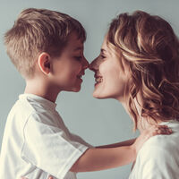 Gracias a mi primer hijo por entender que estoy aprendiendo como madre y a veces pago con él mi inexperiencia  