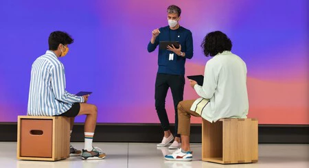 今日はアップルストアのイベントで