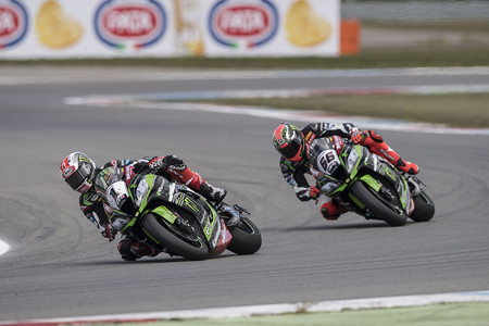 Hi 04 Assen Worldsbk Race 1 Rea Dsc0843