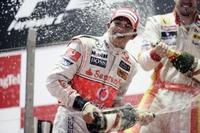 Victoria de Lewis Hamilton en Singapur y podio de Fernando Alonso