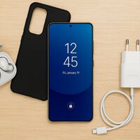 Cambiar de móvil no significa empezar de cero: qué accesorios merece la pena renovar y cuáles seguir aprovechando