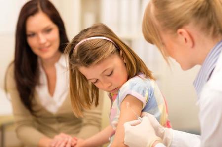 ¿Qué opinas de la decisión de algunos padres de no vacunar a sus hijos? La pregunta de la semana