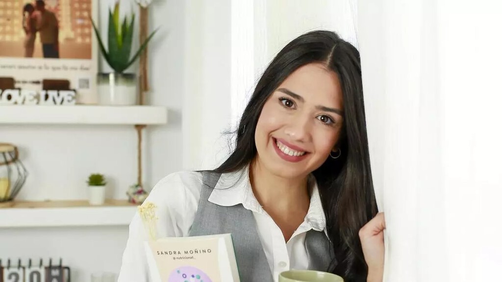 Sandra Moñino, nutricionista: "La primera comida del día no debe ser un bizcocho; se puede desayunar una ensalada" 