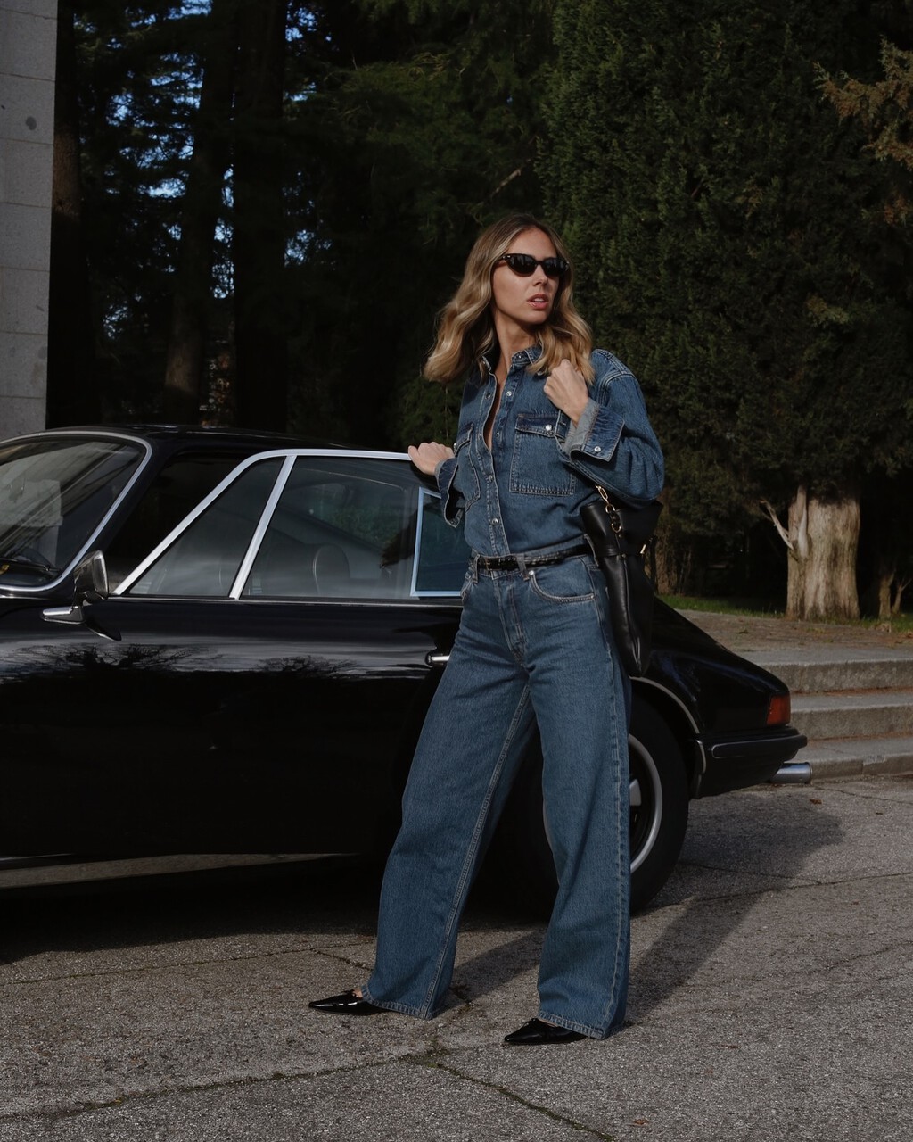 Si quieres librarte de una multa en enero, necesitas la baliza V16 para tu coche: qué es y dónde comprarla rebajada durante el Black Friday