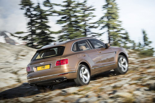 Bentley Bentayga: doble salto mortal en Crewe
