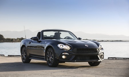 Abarth 124 Spider Scorpione 010