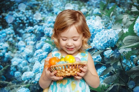 La búsqueda de huevos de Pascua, una actividad divertida para hacer con niños esta Semana Santa