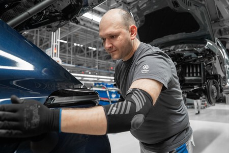 Porsche Cayenne Electric 2026 046