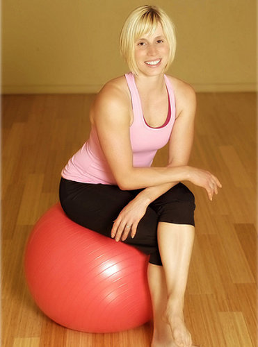 Regalo saludable para este fin de año: pelota suiza o fitball