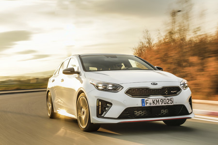 Kia ProCeed 2019 prueba contacto