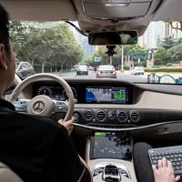 Mercedes-Benz ya enfrenta su Clase S autónomo a los retos del tráfico en China