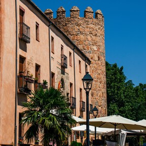 La ciudad amurallada mejor conservada de Europa está en España y es una escapada a la Edad Media donde se come barato y bien