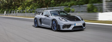 Probamos el Porsche 718 Cayman GT4 RS: la emoción y precisión de las carreras, en un coche de 500 CV con personalidad y carácter