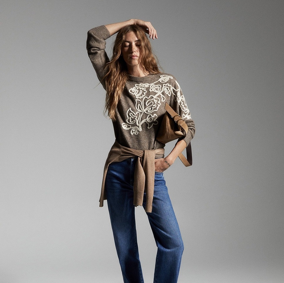 Jersey con detalles bordados Sfera