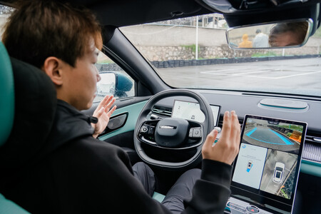 LEPAS L8 PHEV ESPAÑA 2026