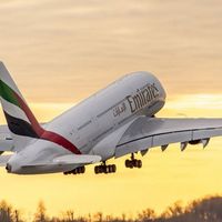 Emirates salva a al A380, el último gran avión