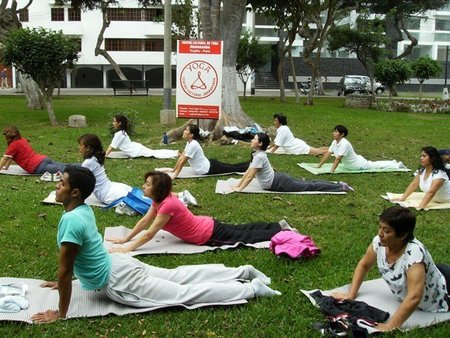 ¿Practicar yoga reduce el estrés?