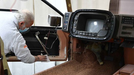 El extraño volante del MX-81 Aria