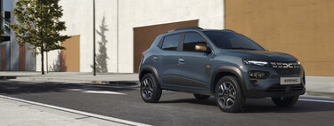 Comprar un coche eléctrico por menos de 14.000 euros es posible con este pequeño SUV que de paso ahora es más potente