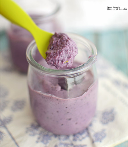 Yogur vegano de frutos rojos. Receta para San Valentín