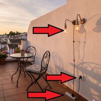 No solo hay que mirar la potencia al comprar una regleta, enchufe o luz para la terraza o jardín. Esto es incluso más importante 