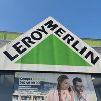 Este set de muebles de jardín es perfecto para terrazas pequeñas y ahora Leroy Merlin lo está liquidando a precio de Ikea 
