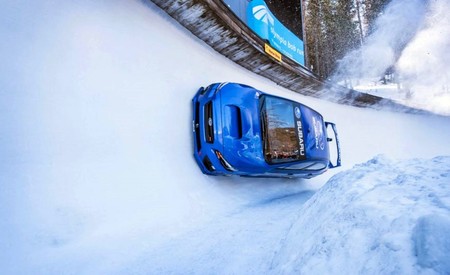 Mira cómo Mark Higgins y su Subaru WRX STI hacen del automovilismo un deporte olímpico (o casi)