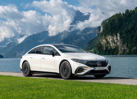 Mercedes Benz Eqs 2022 1600 02