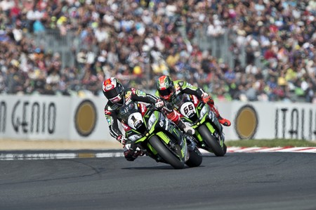 Todo preparado para que Jonathan Rea y Kenan Sofuoglu sean campeones en Jerez