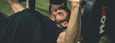 Guardar para tu última serie un bloque gigante de repeticiones, ¿realmente funciona para ganar masa muscular? 