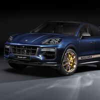 El Porsche Cayenne 2024 se actualiza una última vez antes de volverse eléctrico: muchas pantallas y V8 bajo el cofre