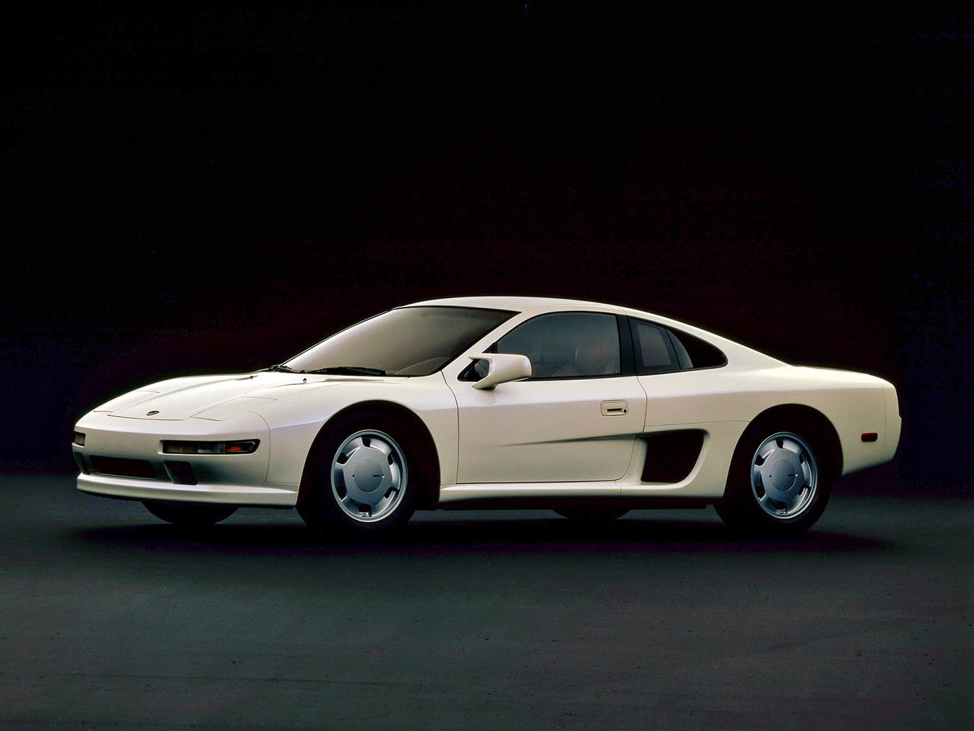 Nissan MID-4, o cómo Nissan tenía listo tres años antes que el Honda NSX el primer supercar nipón y no se atrevió a fabricarlo