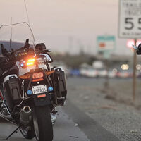La policía inglesa pidió a los conductores grabar infracciones viales y mandárselas para multarlos. Está siendo un éxito