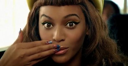 ¡Casi se llevan a Beyoncé por delante con un taxi!
