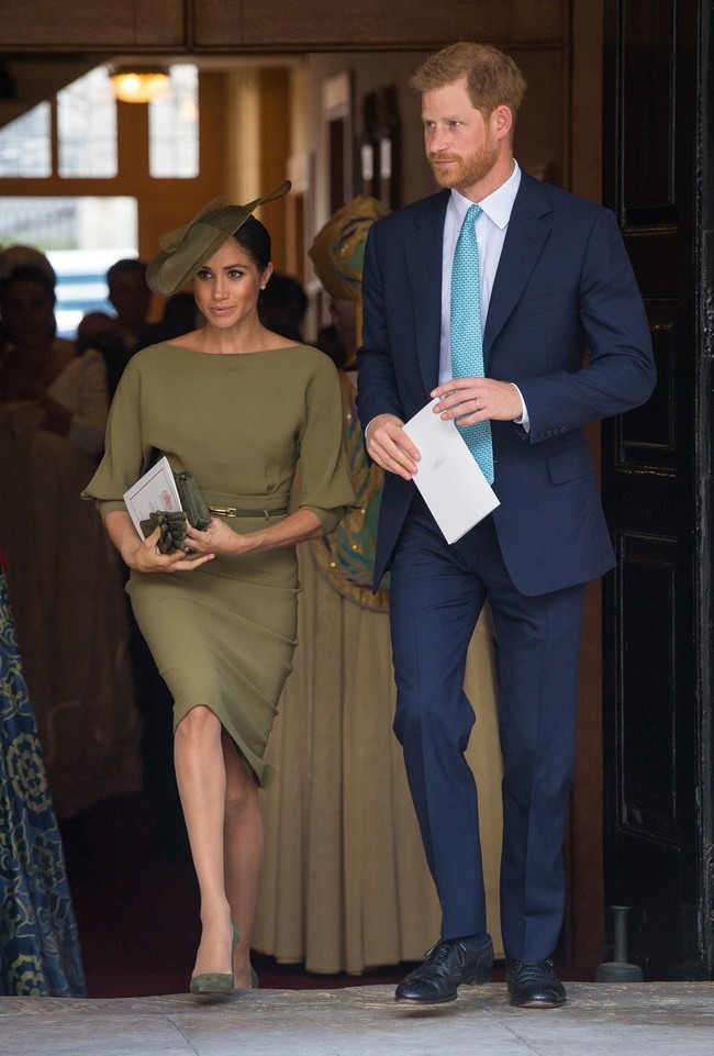 meghan markle look estilismo outfit