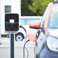 En noviembre se han vendido más coches electrificados que nunca, pero los eléctricos puros no llegan al 4%