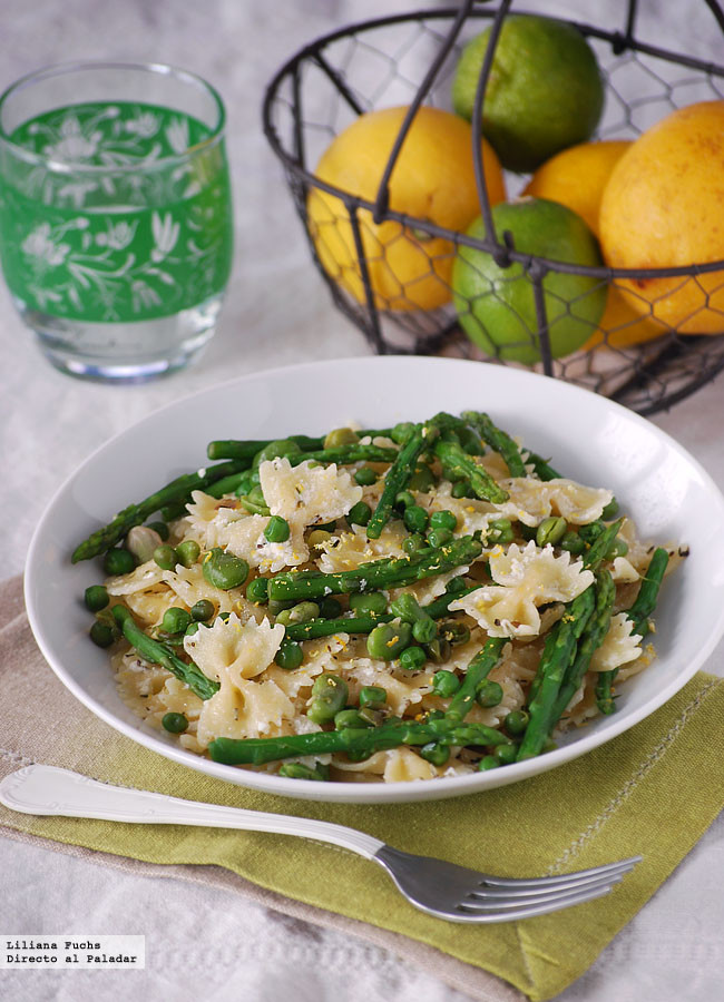 Farfalle primavera con salsa de queso de cabra: receta de pasta para el buen tiempo