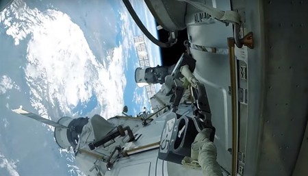 Esto es lo que ve un astronauta en primera persona en un paseo espacial