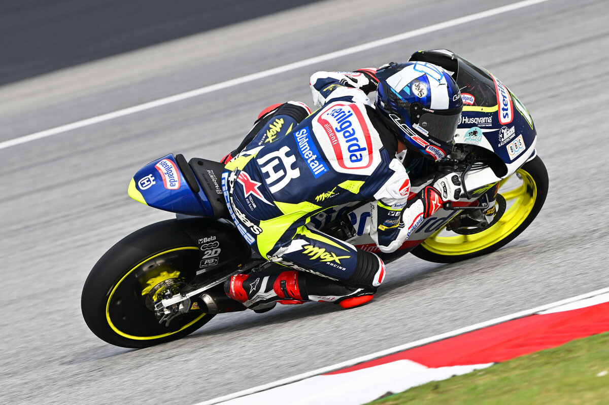 John McPhee da la campanada en Malasia para despedirse a lo grande de Moto3 y Sergio García cata podio