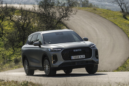 Ebro S900 PHEV | Imagem: Ebro