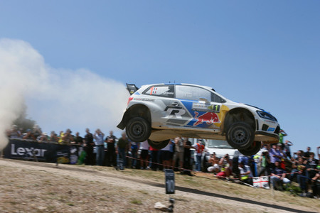 Rally de Cerdeña 2014: Jari-Matti Latvala cede el liderato a Sébastien Ogier