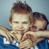 "Mi hijo tiene un amigo tóxico": ¿qué podemos hacer los padres?